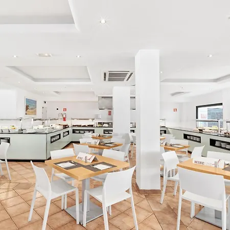 Thb Flora Hotel 3*