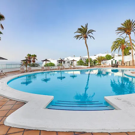 Thb Flora Hotel 3*