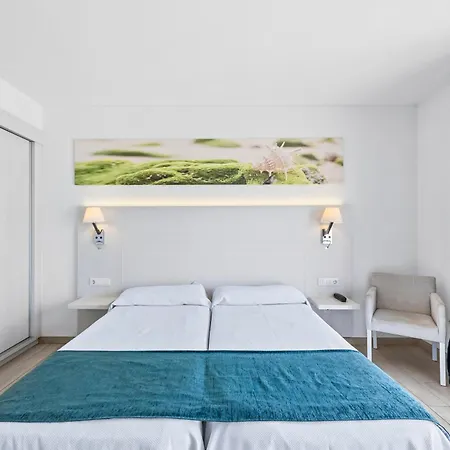Thb Flora Hotel 3*