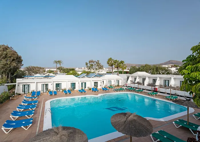 Thb Flora Отель 3*