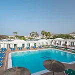 Thb Flora Отель 3*